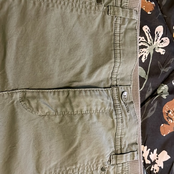 Green capris Croft & barrow - Picture 4 of 5